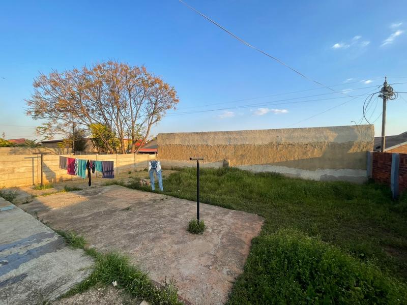 4 Bedroom Property for Sale in Lenasia South Gauteng