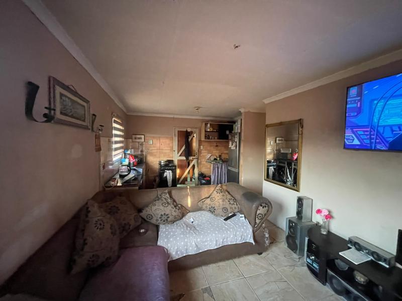 4 Bedroom Property for Sale in Lenasia South Gauteng