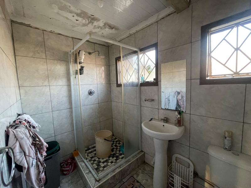 4 Bedroom Property for Sale in Lenasia South Gauteng