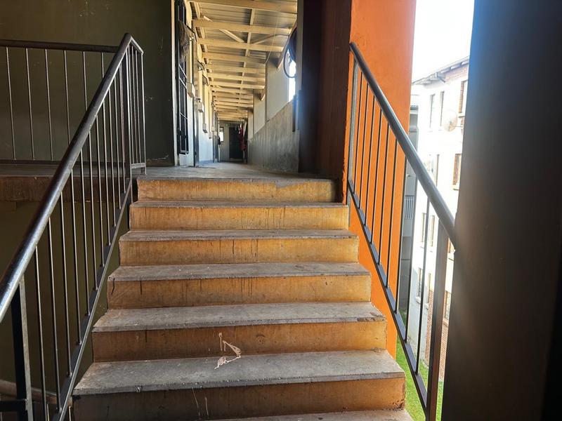 2 Bedroom Property for Sale in Fleurhof Gauteng