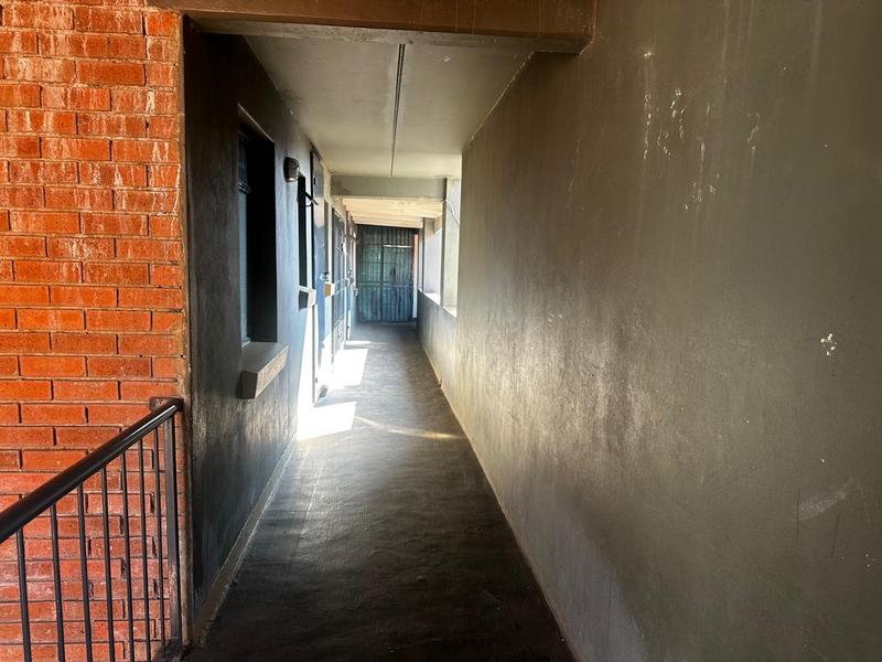2 Bedroom Property for Sale in Fleurhof Gauteng