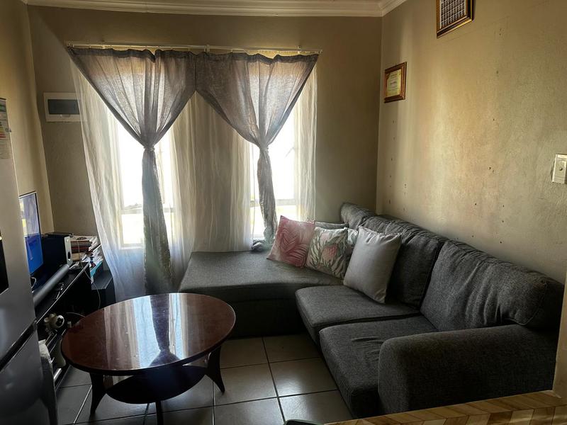 2 Bedroom Property for Sale in Fleurhof Gauteng