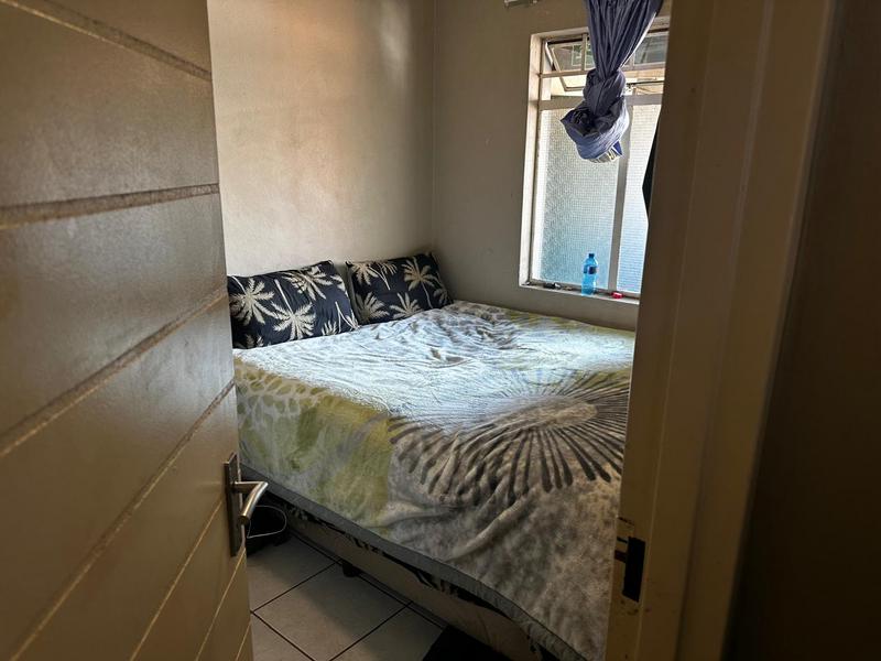 2 Bedroom Property for Sale in Fleurhof Gauteng