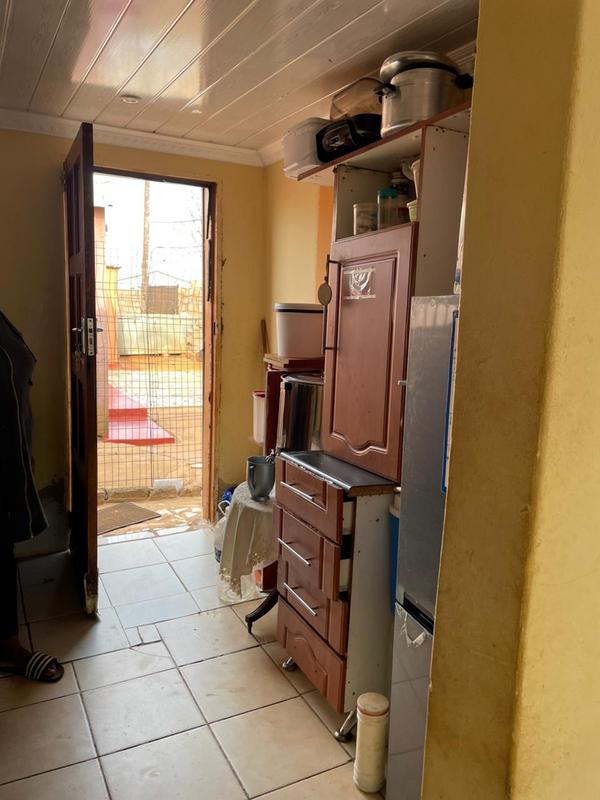 2 Bedroom Property for Sale in Thulani Gauteng