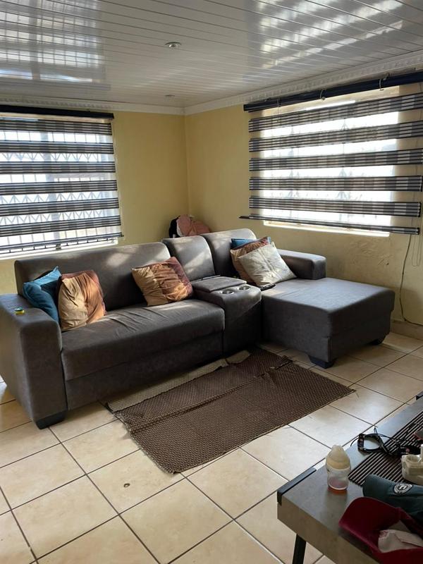 2 Bedroom Property for Sale in Thulani Gauteng