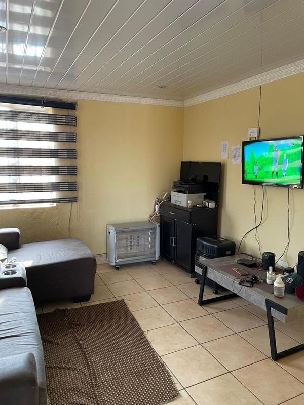 2 Bedroom Property for Sale in Thulani Gauteng