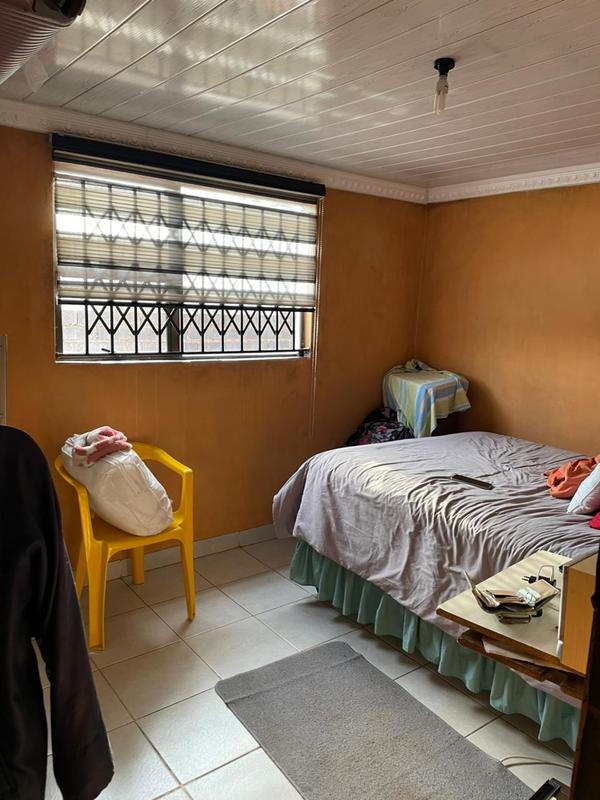 2 Bedroom Property for Sale in Thulani Gauteng