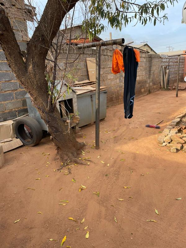 2 Bedroom Property for Sale in Thulani Gauteng