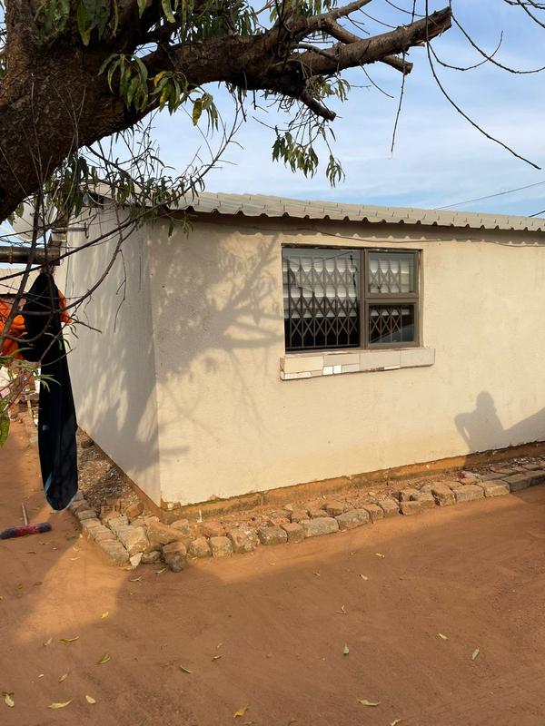2 Bedroom Property for Sale in Thulani Gauteng