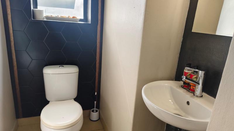 3 Bedroom Property for Sale in Cedar Creek Gauteng