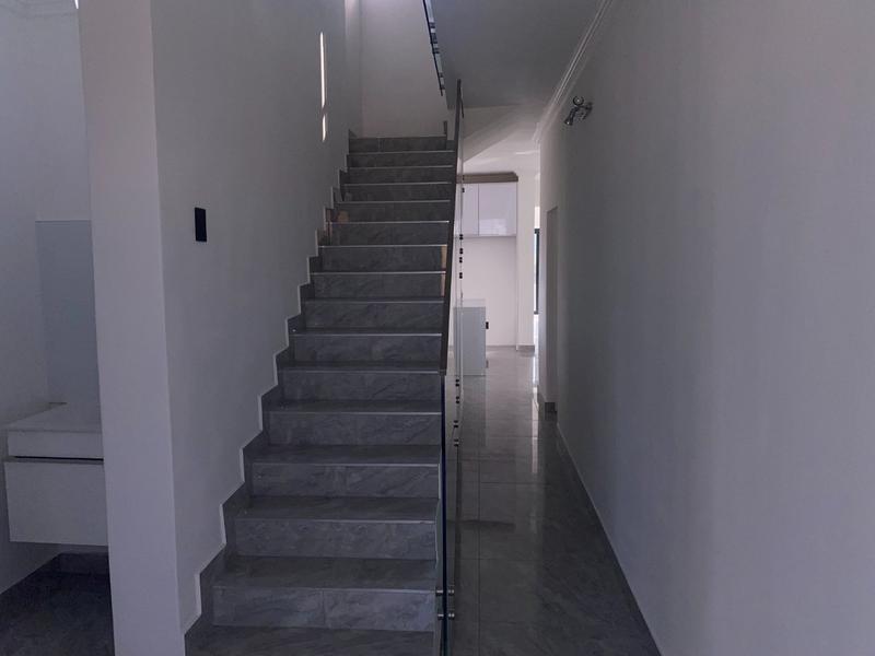 5 Bedroom Property for Sale in Fourways Gauteng
