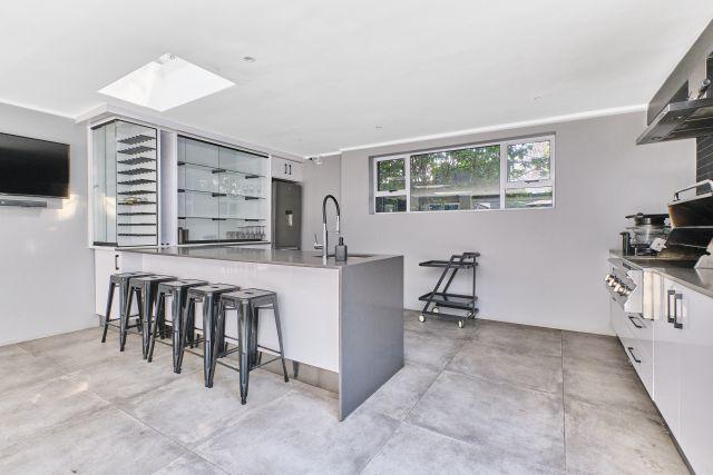 To Let 4 Bedroom Property for Rent in Sunninghill Gauteng