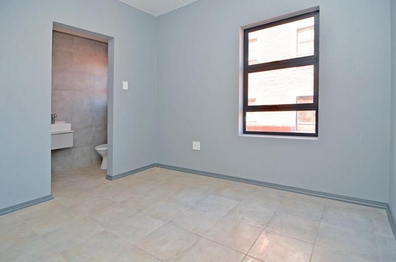 2 Bedroom Property for Sale in Witpoortjie Gauteng