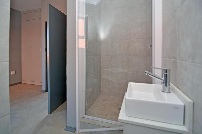 2 Bedroom Property for Sale in Witpoortjie Gauteng