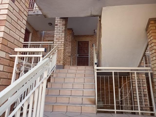 2 Bedroom Property for Sale in Monavoni Gauteng
