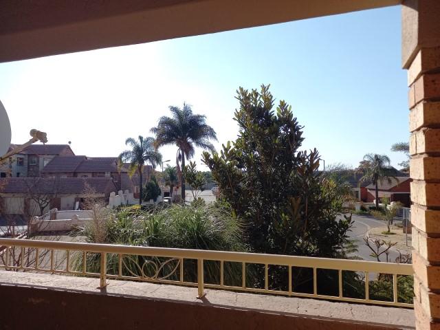 2 Bedroom Property for Sale in Monavoni Gauteng