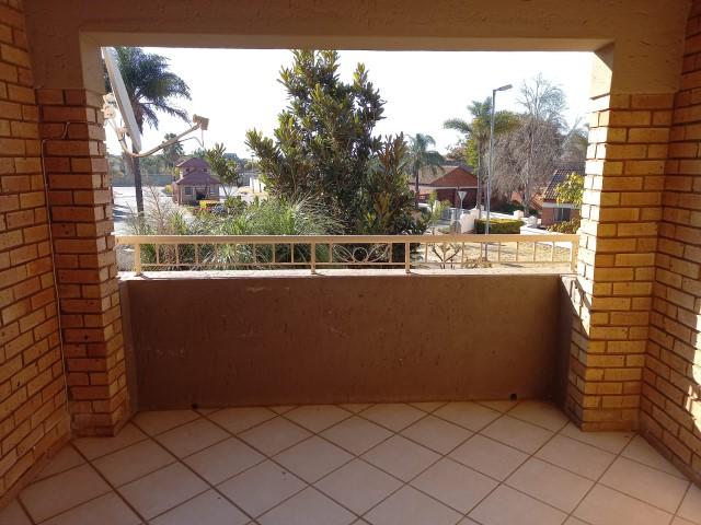 2 Bedroom Property for Sale in Monavoni Gauteng