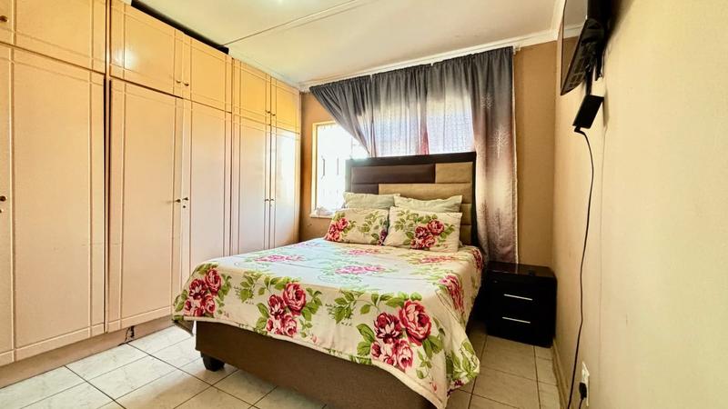 3 Bedroom Property for Sale in Chrisville Gauteng