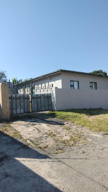 3 Bedroom Property for Sale in Crosby Gauteng