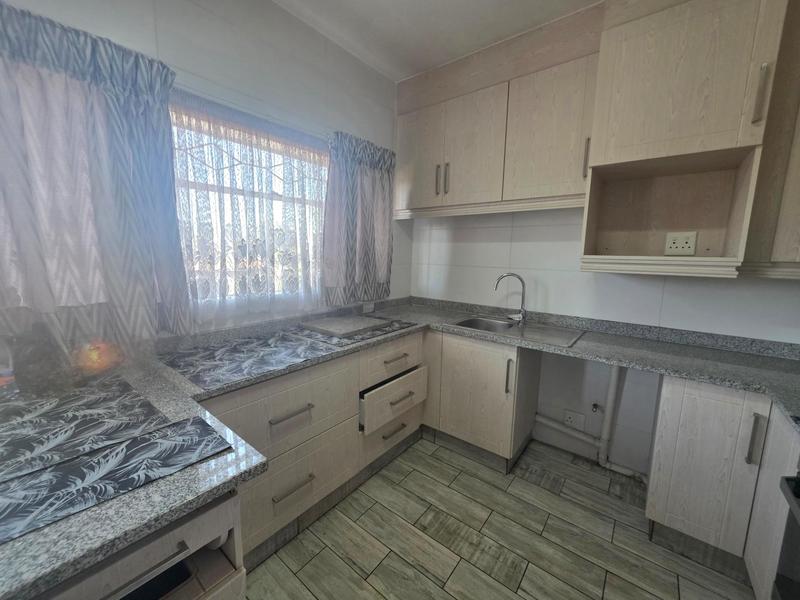 2 Bedroom Property for Sale in Elspark Gauteng