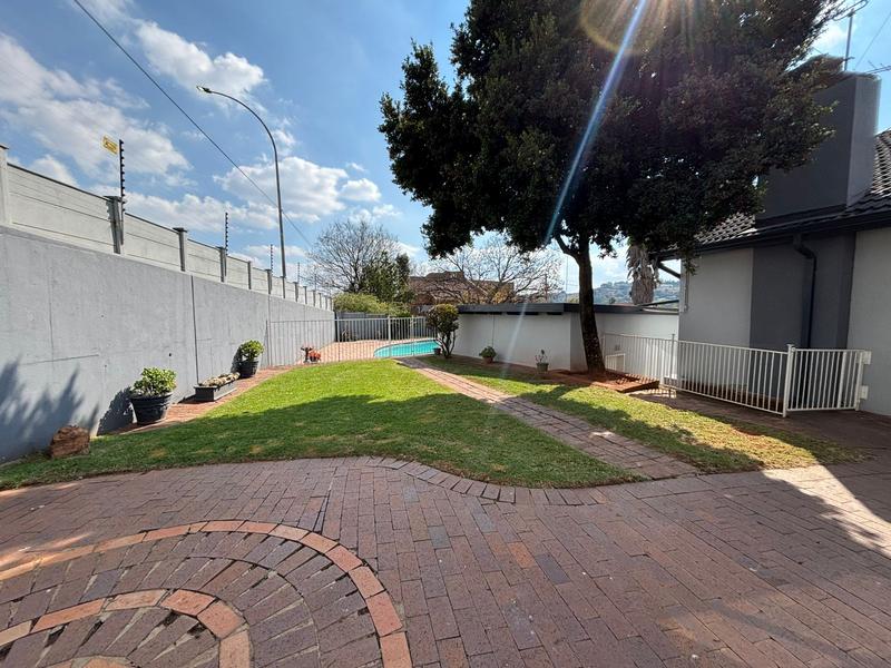 3 Bedroom Property for Sale in Florida Glen Gauteng
