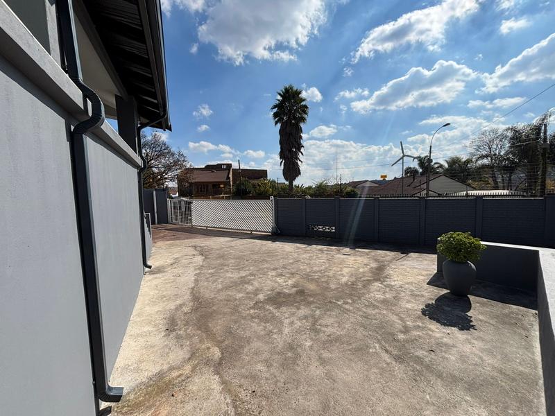 3 Bedroom Property for Sale in Florida Glen Gauteng