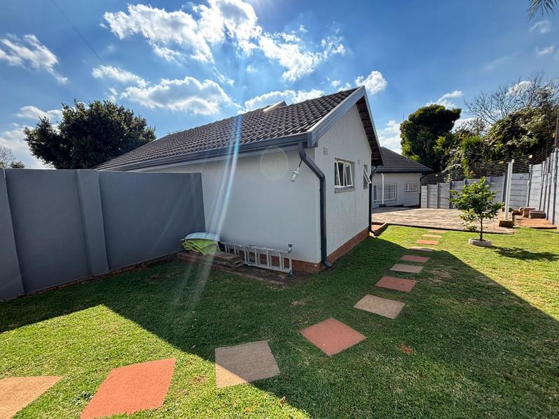 3 Bedroom Property for Sale in Florida Glen Gauteng