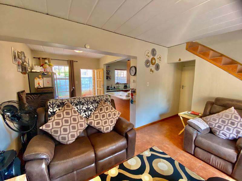 3 Bedroom Property for Sale in Allens Nek Gauteng