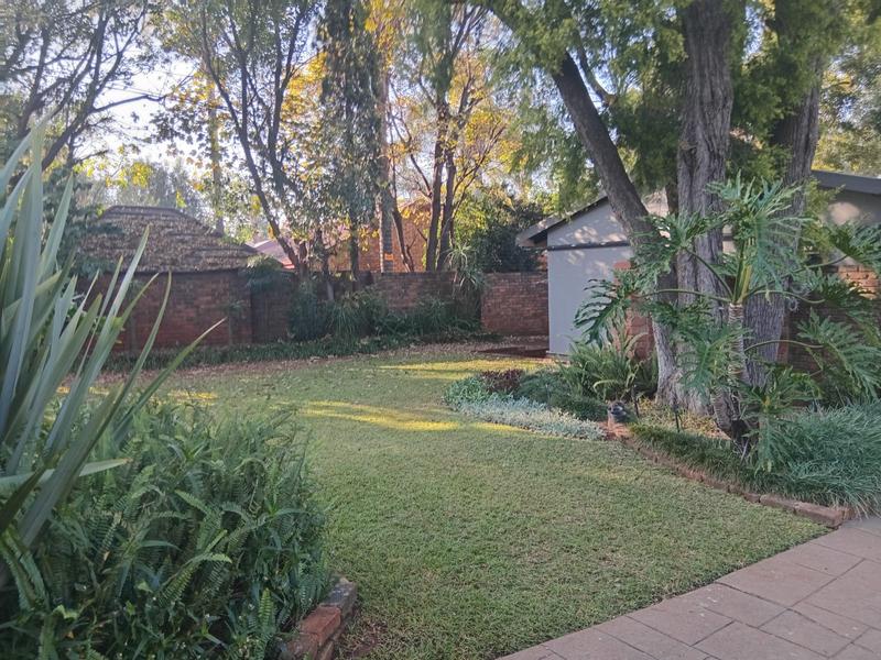 4 Bedroom Property for Sale in Eldoraigne Gauteng