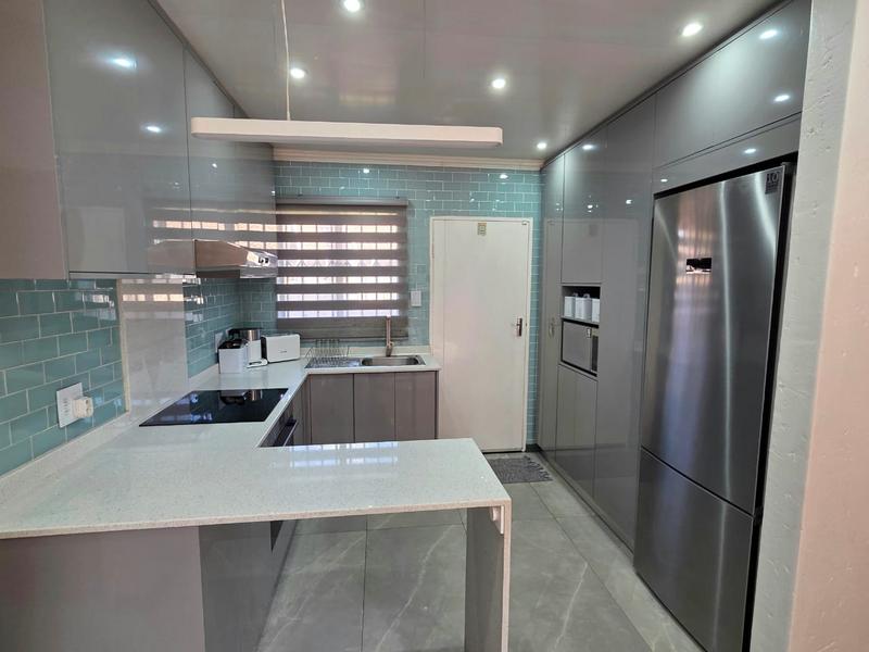 3 Bedroom Property for Sale in Thatchfield Gauteng
