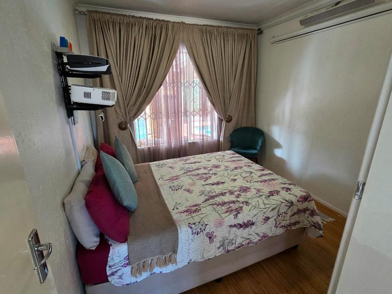 3 Bedroom Property for Sale in Thatchfield Gauteng