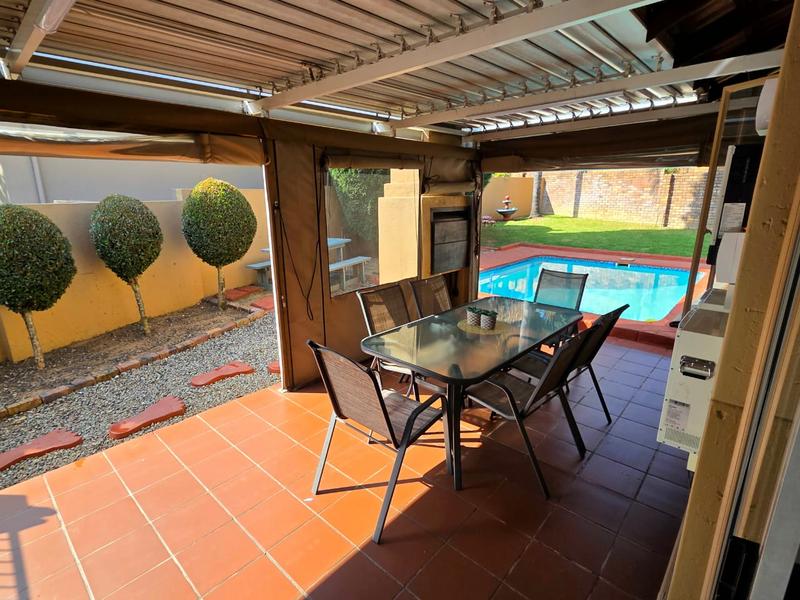 3 Bedroom Property for Sale in Thatchfield Gauteng