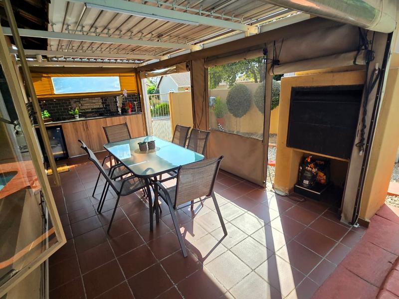 3 Bedroom Property for Sale in Thatchfield Gauteng