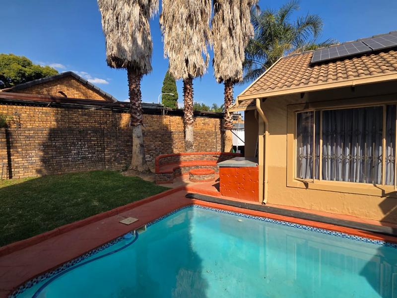 3 Bedroom Property for Sale in Thatchfield Gauteng