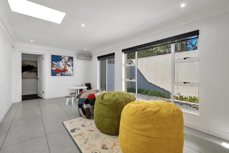 To Let 4 Bedroom Property for Rent in Atholl Gauteng