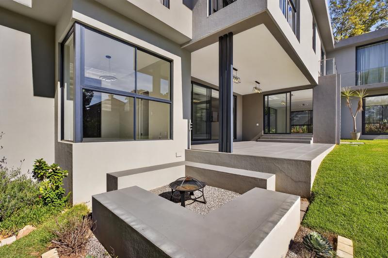 4 Bedroom Property for Sale in Bryanston Gauteng