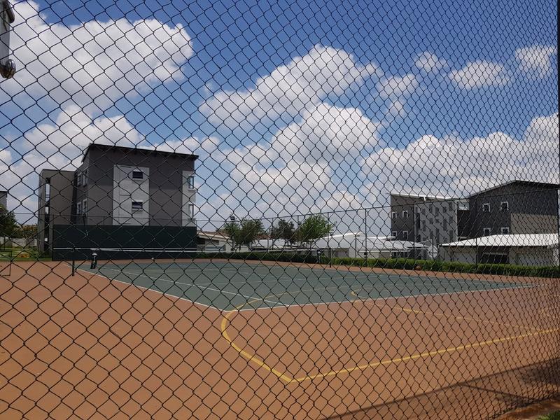 1 Bedroom Property for Sale in Fourways Gauteng