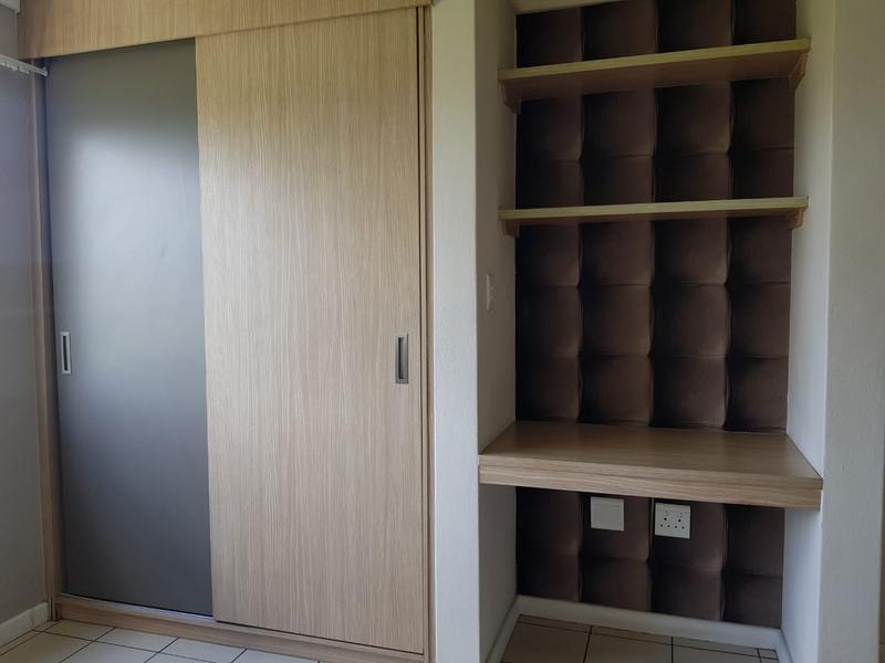 1 Bedroom Property for Sale in Fourways Gauteng