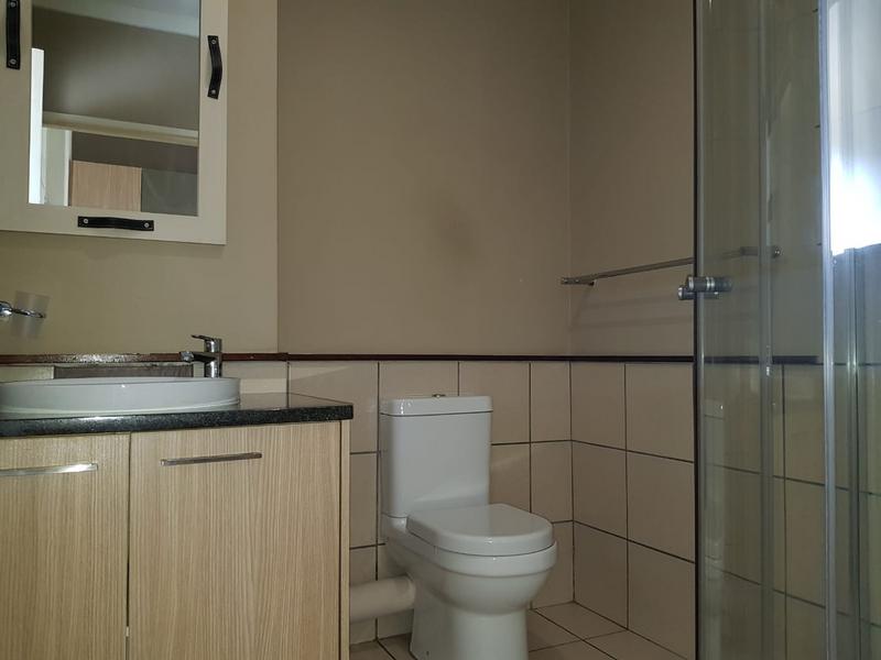 1 Bedroom Property for Sale in Fourways Gauteng
