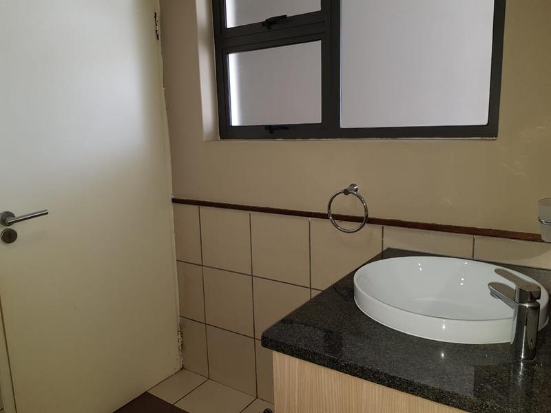 1 Bedroom Property for Sale in Fourways Gauteng