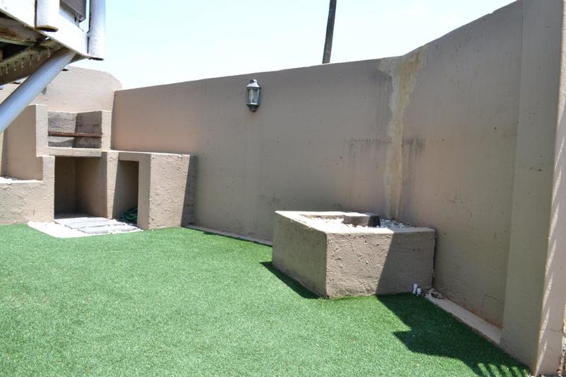 2 Bedroom Property for Sale in Rangeview Gauteng
