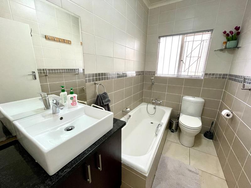 3 Bedroom Property for Sale in Rant En Dal Gauteng
