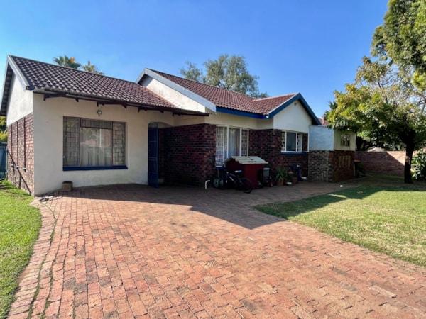 3 Bedroom Property for Sale in Waldrift Gauteng