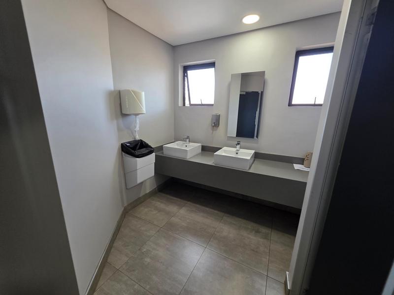 To Let Commercial Property for Rent in Faerie Glen Gauteng