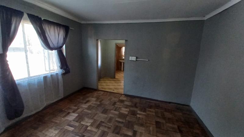 3 Bedroom Property for Sale in Mountain View Gauteng