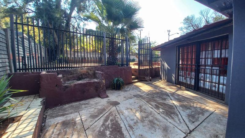 3 Bedroom Property for Sale in Mountain View Gauteng