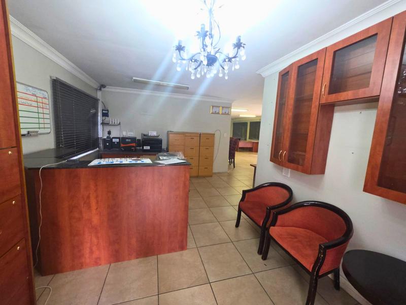 To Let Commercial Property for Rent in Glen Marais Gauteng