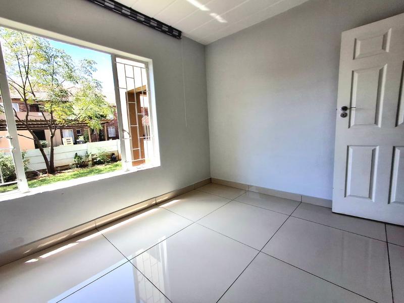 2 Bedroom Property for Sale in Eden Glen Gauteng