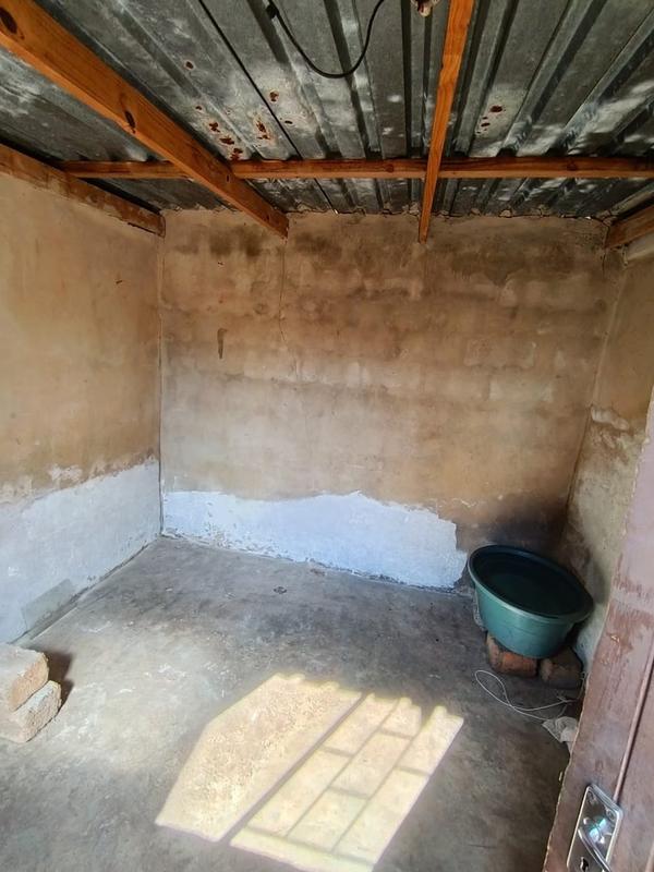 2 Bedroom Property for Sale in Thulani Gauteng