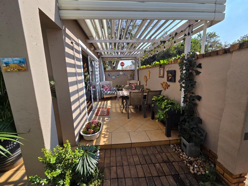 To Let 2 Bedroom Property for Rent in Willow Park Manor Gauteng